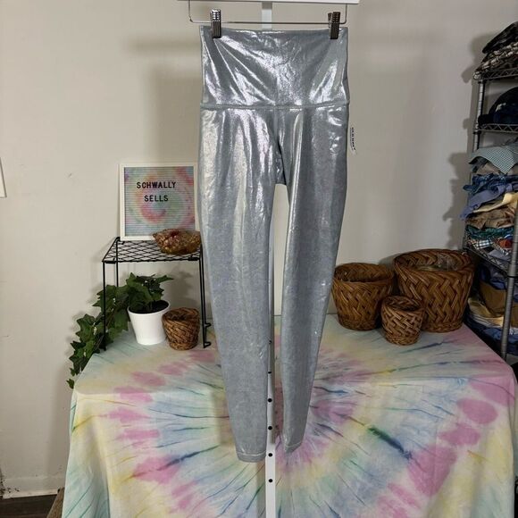 NEW OLD NAVY powersoft XS Silver Shimmer Leggings metallic 7/8 yoga new w tags - Picture 2 of 7
